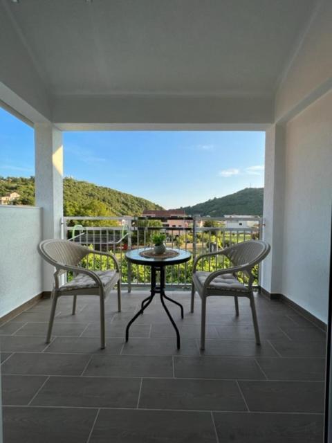 Apartment Ciro Herceg Novi Buitenkant foto