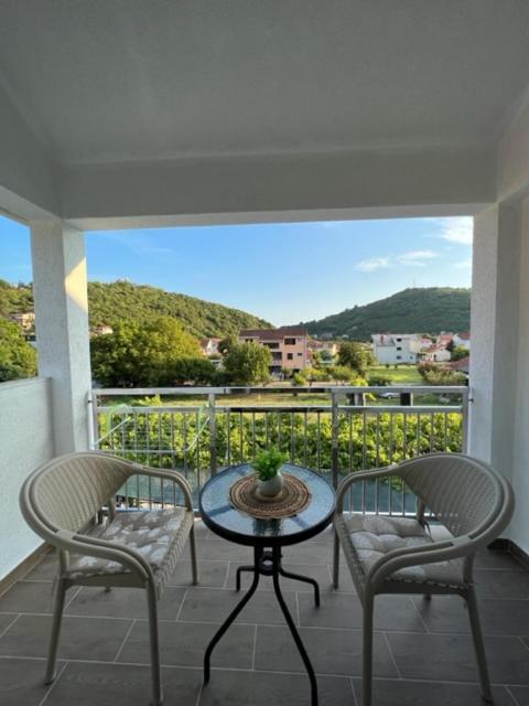 Apartment Ciro Herceg Novi Buitenkant foto