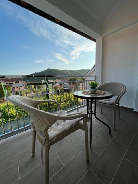 Apartment Ciro Herceg Novi Buitenkant foto