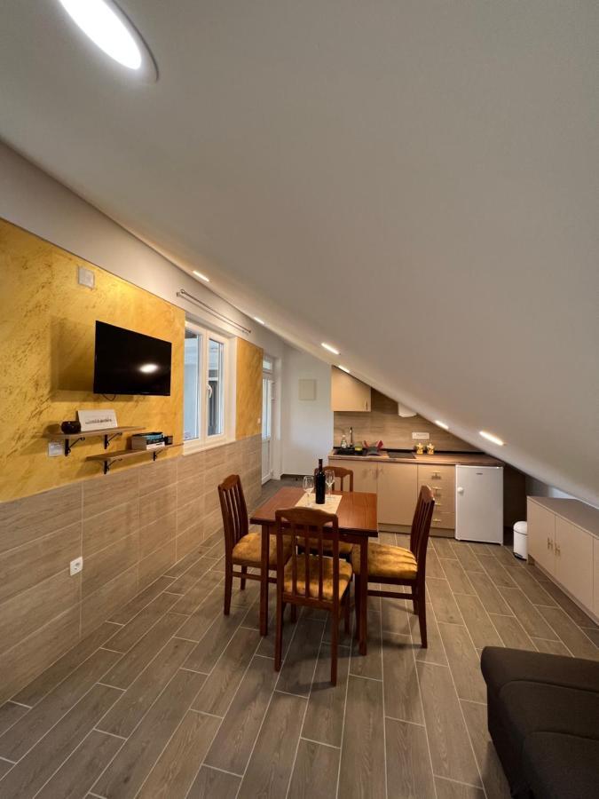 Apartment Ciro Herceg Novi Buitenkant foto